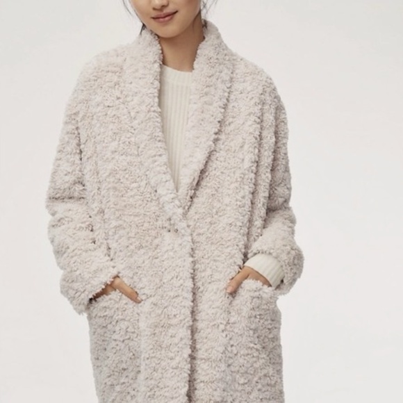 Aritzia Wilfred Free Grete Teddy Sherpa Faux Fur Cream Coat XS Cozy Quiet Luxury - Picture 1 of 9